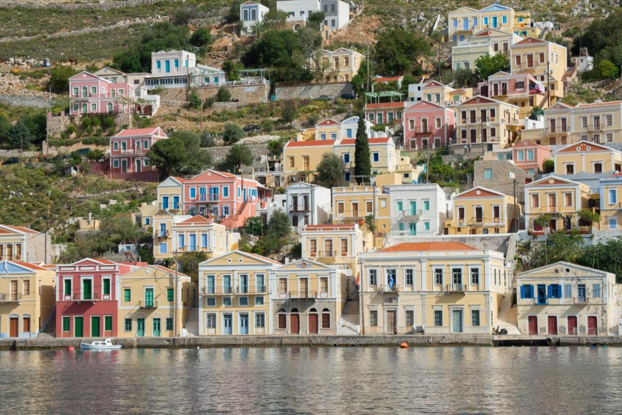 Maravelia'S Rooms Symi Exterior photo