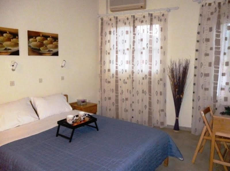 Maravelia'S Rooms Symi Exterior photo